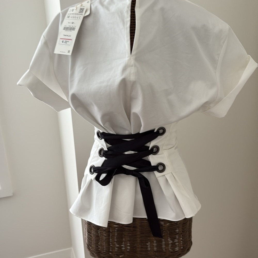 NWT - Zara Trafuluc Collection White Shirt Sleeve Blouse with Ribbon tie-back